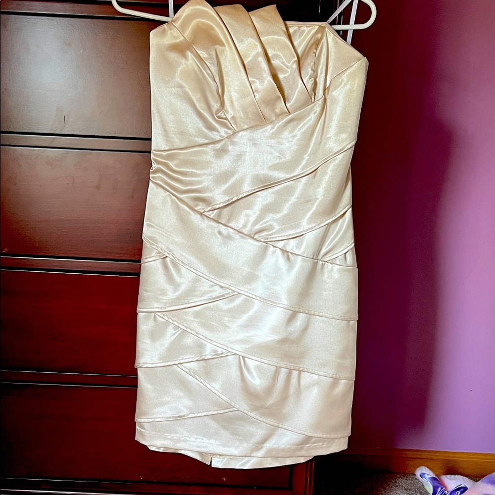 BCX champagne mini dress size 11